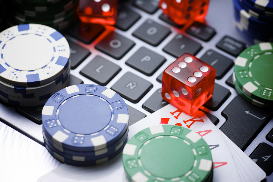 Enjoy playing online casino games